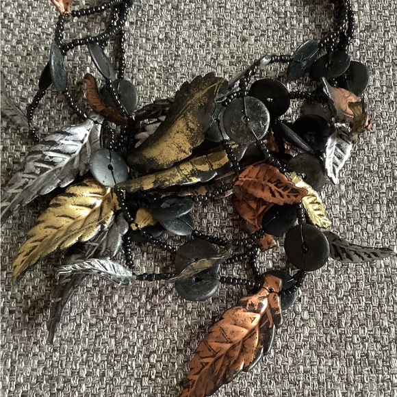 COPY - 🦋🦋NOT SOLD🦋🦋EUC Beautiful necklace - Picture 3 of 4